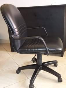 A picture of Office chair in perfect condition at 250 000 only