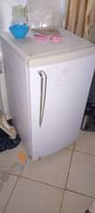 A picture of TOSHIBA FRIDGE 150L