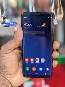 A picture of samsung s9