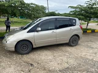 A picture of TOYOTA SPACIOL