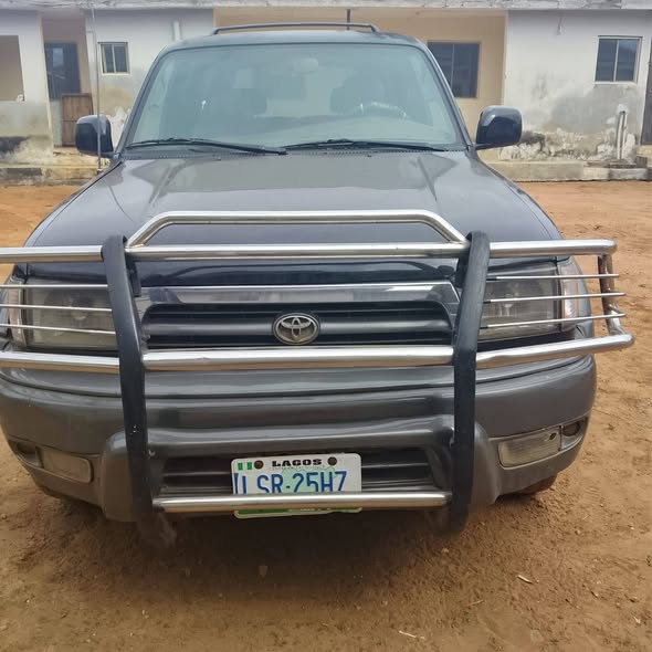 A picture of Good deal Registered 4 runner Engine gear Documents intact
