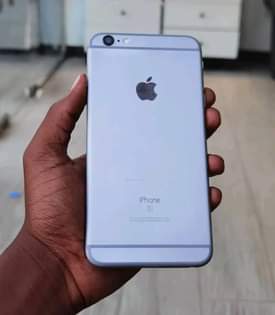 A picture of I phone 6s plus