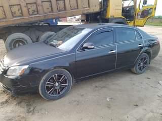 A picture of 2008 toyota avalone nigerian used