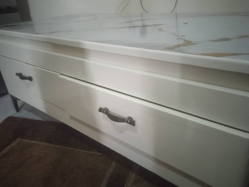A picture of Centre Table
