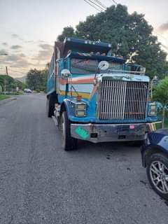 international trucks