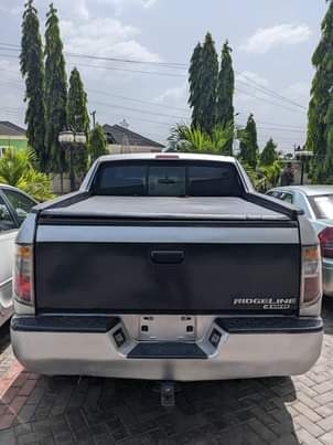 A picture of Honda Ridgeline 07