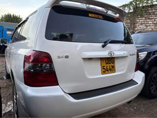 A picture of 2006 Toyota 2006