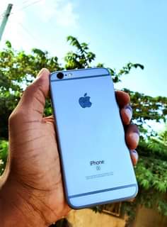 A picture of iPhone 6s 64GB