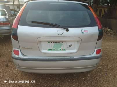 A picture of Nissan Almera Tino