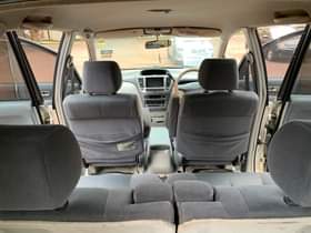A picture of Toyota Nadia Model 2000 Engine 2 0cc Price 16M 0709788048