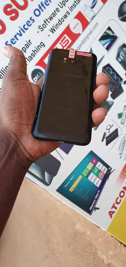 A picture of Samsung galaxy s8 with 64gb storage 4gb ram on sell