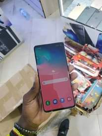 A picture of Samsung galaxy S10 Storage 128gb 370 000 Call or text