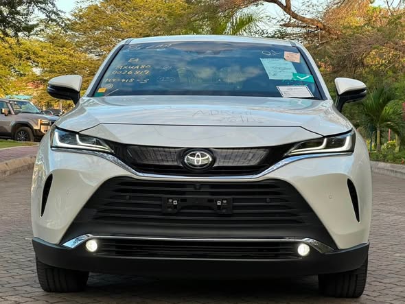 A picture of Toyota harrier