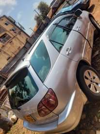 A picture of 1999 TOYOTA HARRIER 2 2cc