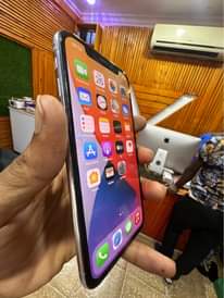 A picture of IPHONE X 0762118888