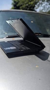 A picture of Njoo uchukue Min laptop kwa Bei ya elfu 60 tu