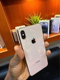A picture of iPhone xs max