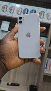 A picture of iPhone 11 128GB