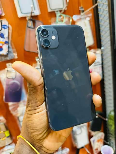 A picture of iPhone 11 plain