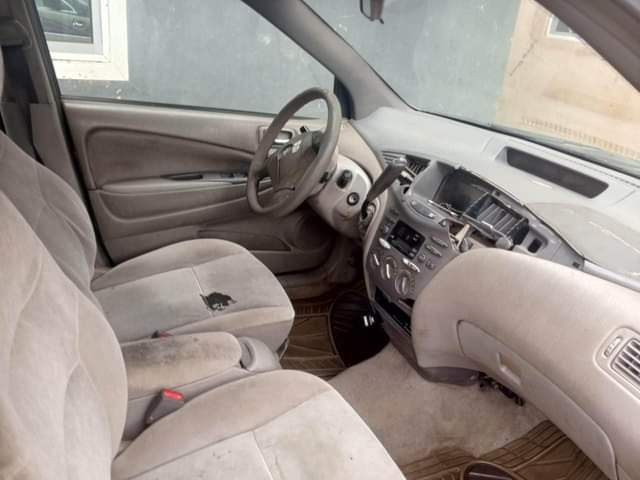 A picture of TOYOTA PIUS FIRST BODY07088153375.