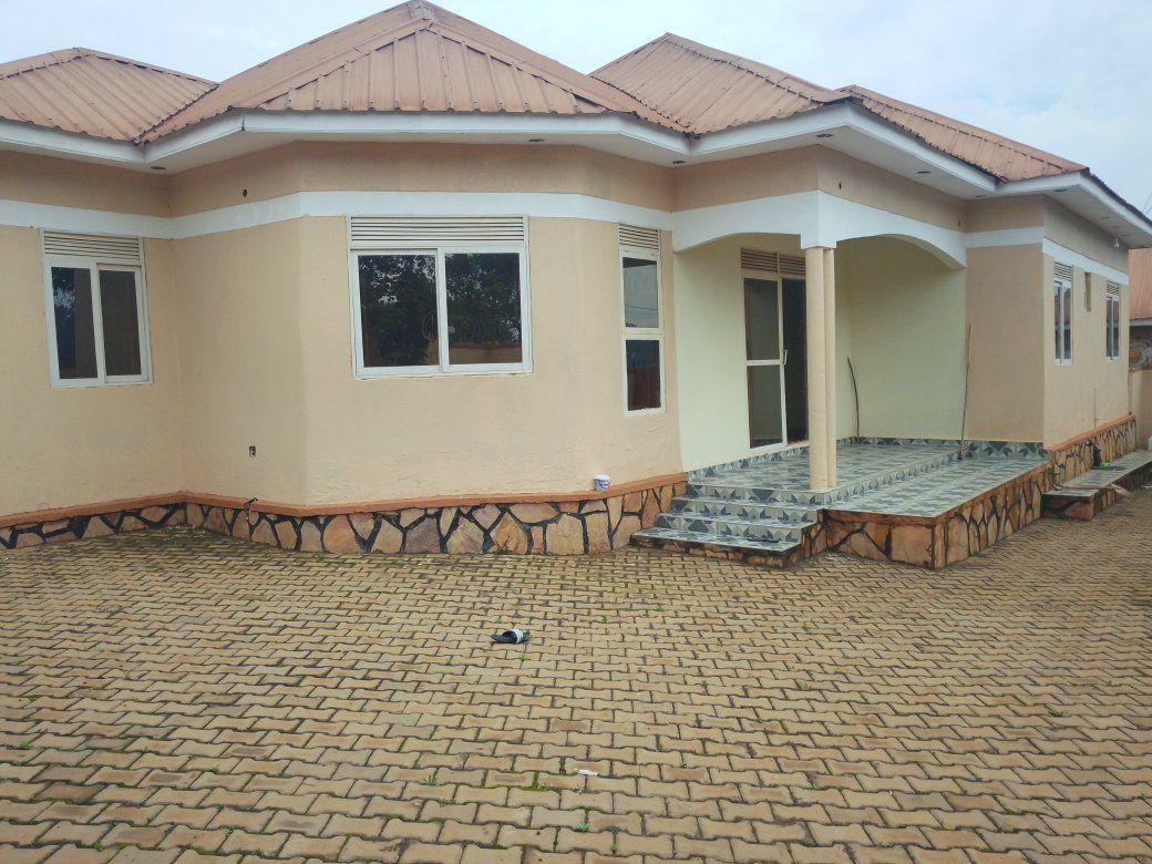 A picture of 0749972835 beautiful house for sale 210m mpererwe kabaga 5bedrooms self