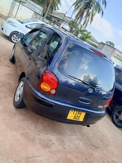 A picture of Toyota spacial