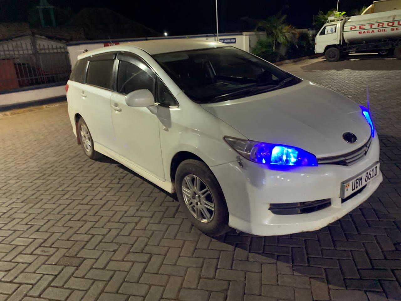 A picture of Wish Toyota