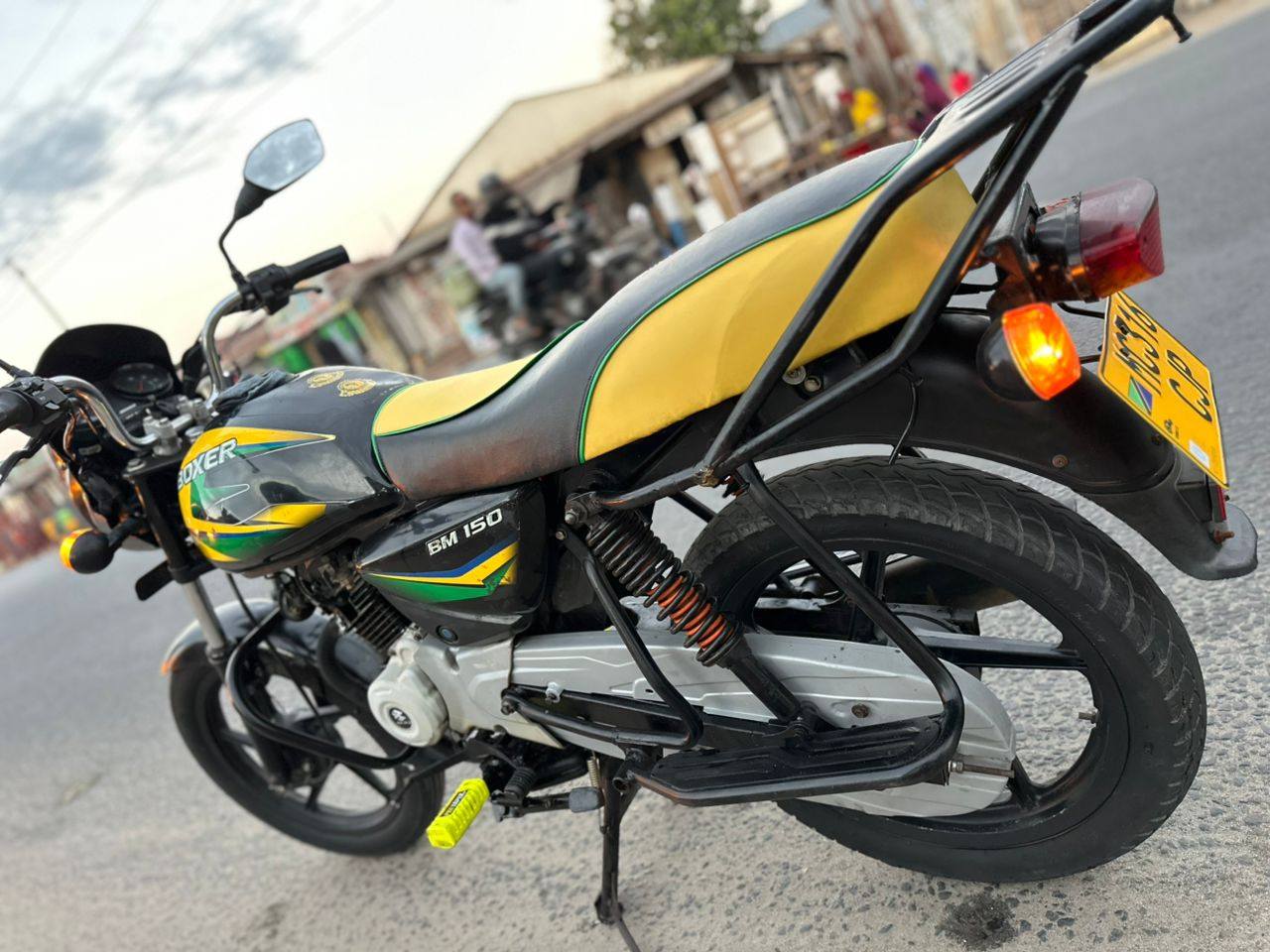 A picture of BOXER BM150 GIA TANO UG