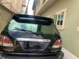 A picture of Lexus rx 300