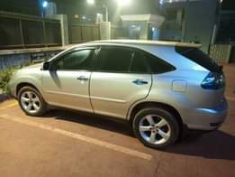 A picture of Still available Lexus Rx330 First body Buy and drive Enugu