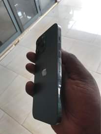 A picture of Iphone 13 pro max 256GB DUOSim