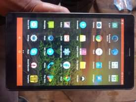 A picture of Tablet ya ATOUCH