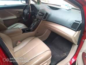 A picture of Distress Sale 2010 Toyota Venza 5 months Nigeria used Key