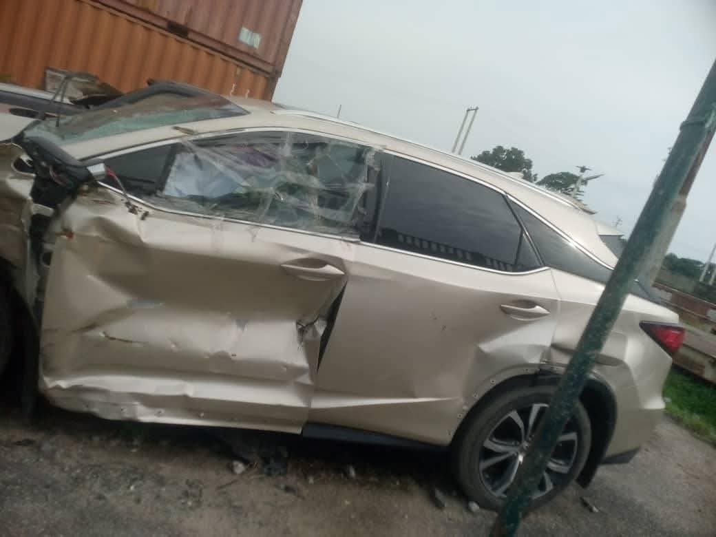 A picture of 2018 Lexus rx 350