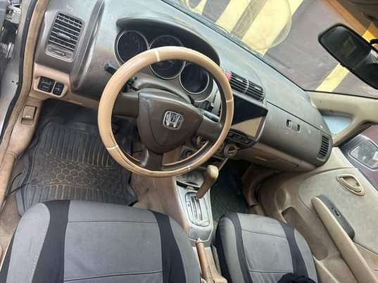 A picture of Honda City2007