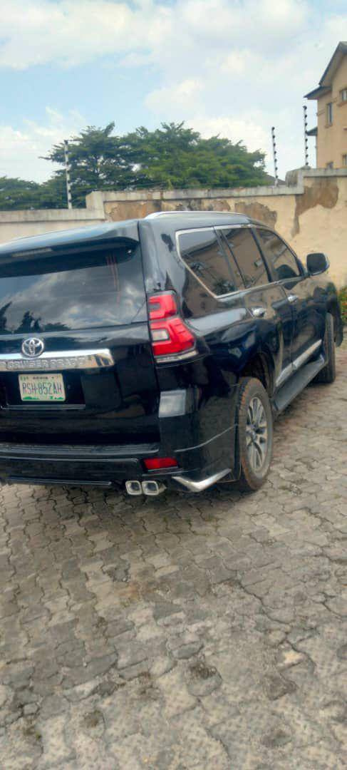 A picture of  Distress Sales alert. Extremely Clean Toyota Land cruiser Prado