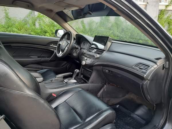 A picture of Super sharp accord 2008 with an untempered engine and gear