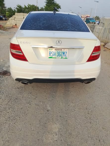 A picture of Used Mercedes Benz 350 2012 model Very sharp Everything is