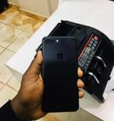 A picture of IPhone 7 Plus32gb
