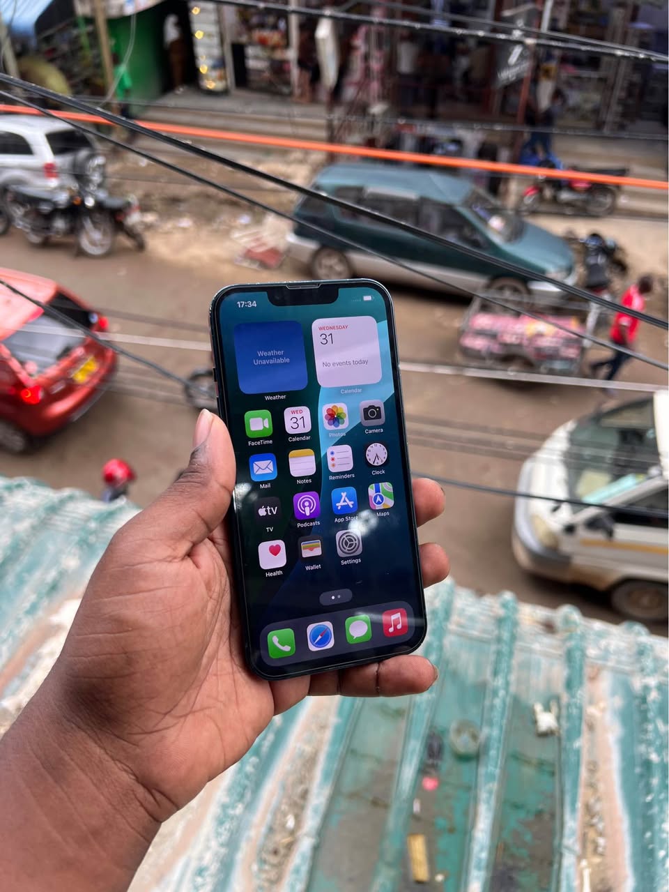 A picture of IPHONE 13 GB 128 BH 100 FACE TT NO MSG