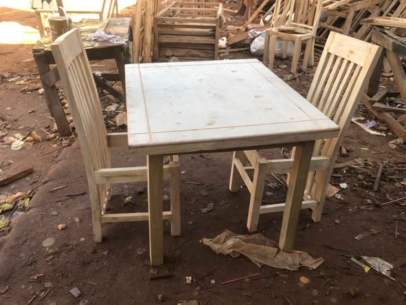 A picture of Dining table