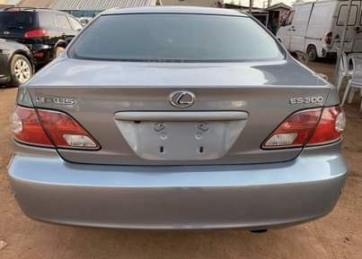 A picture of URGENT BUYERS 07025351854 CLEANT Lexus ES300 Year2003Model Foreign used Price