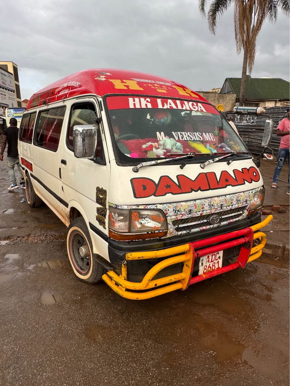 used toyota hiace