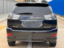 A picture of TOYOTA HARRIER body kit