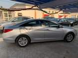 A picture of Hyundai Sonata 2013 Toks Standard First body few months used