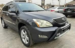 A picture of 2005 Lexus Rx 330 Full option first body Distress sales