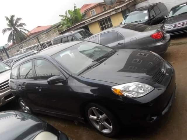 A picture of Toyota Matrix 2005 09061825415