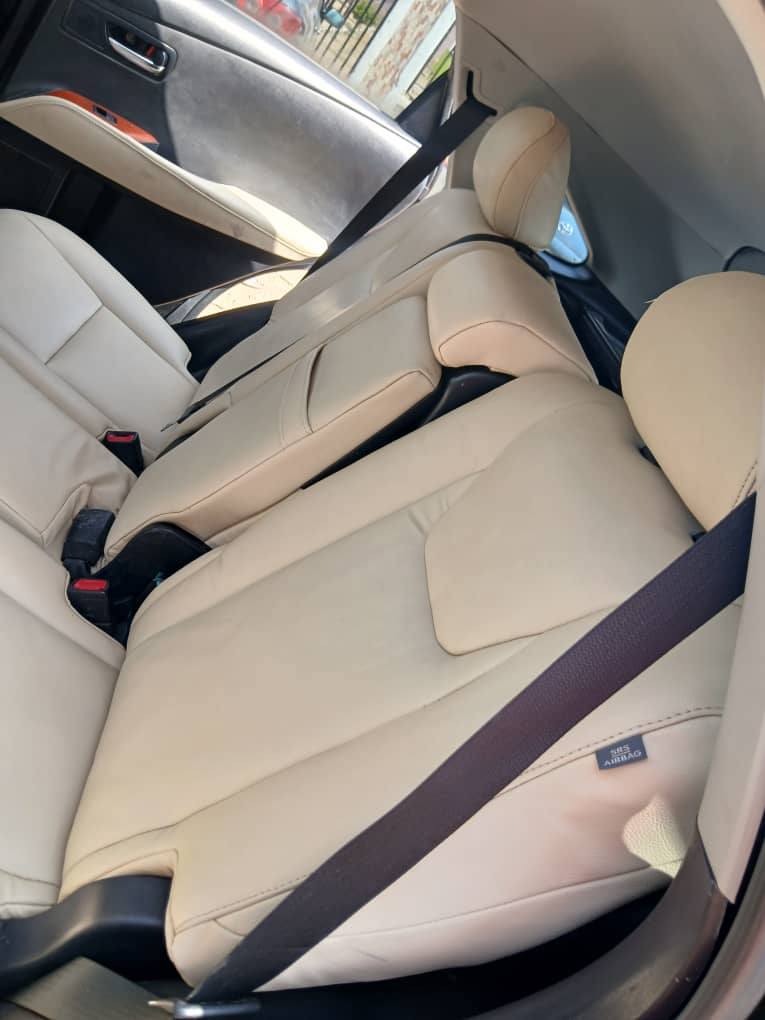 A picture of Lexus Rx 350