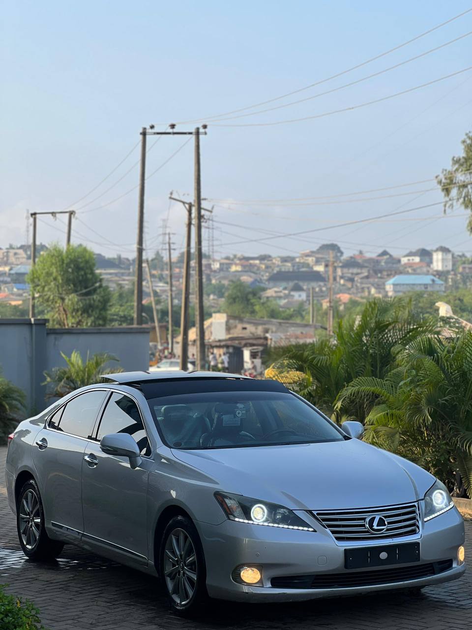 A picture of Tokunbo 2011 Lexus ES350