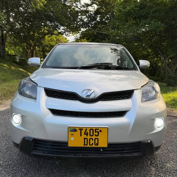 A picture of TOYOTA IST NEW